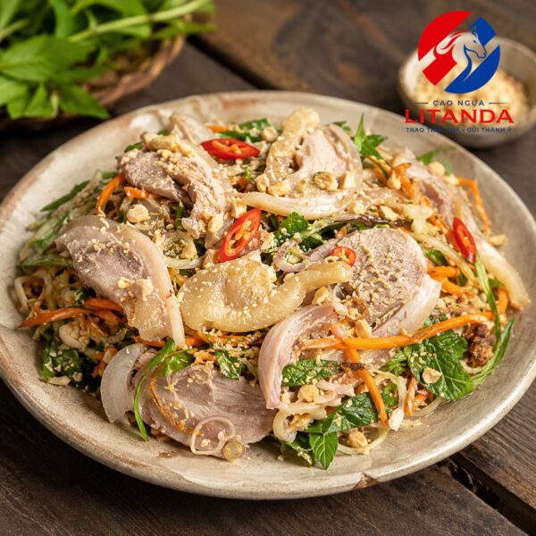 Nộm thủ ngựa hoa chuối chua ngọt